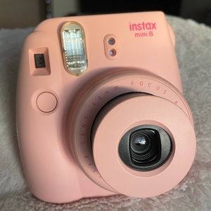 Instax Mini 8 (Gently used)